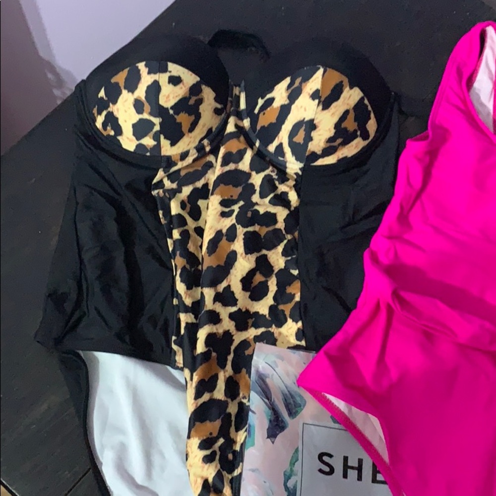 2 one piece , size 0XL fit more like a Medium